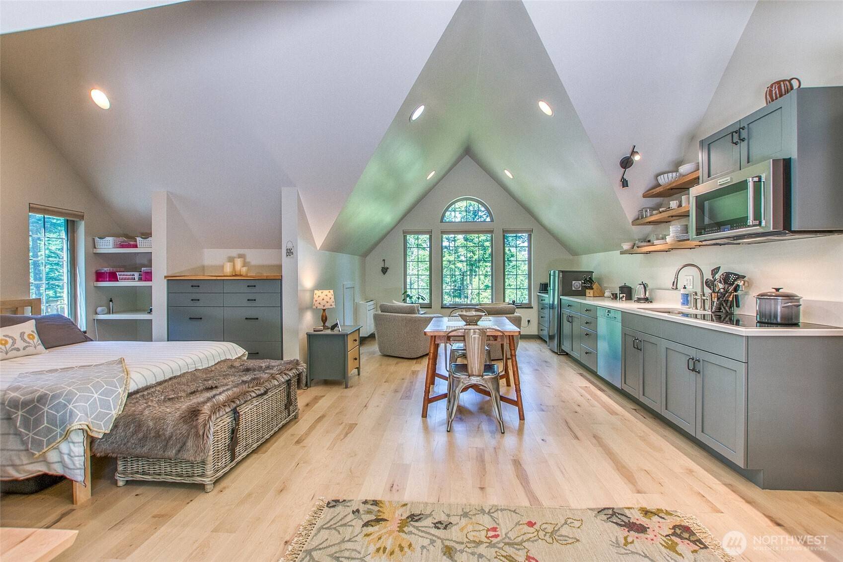 Orcas Island, WA 98243,87 Levon LN