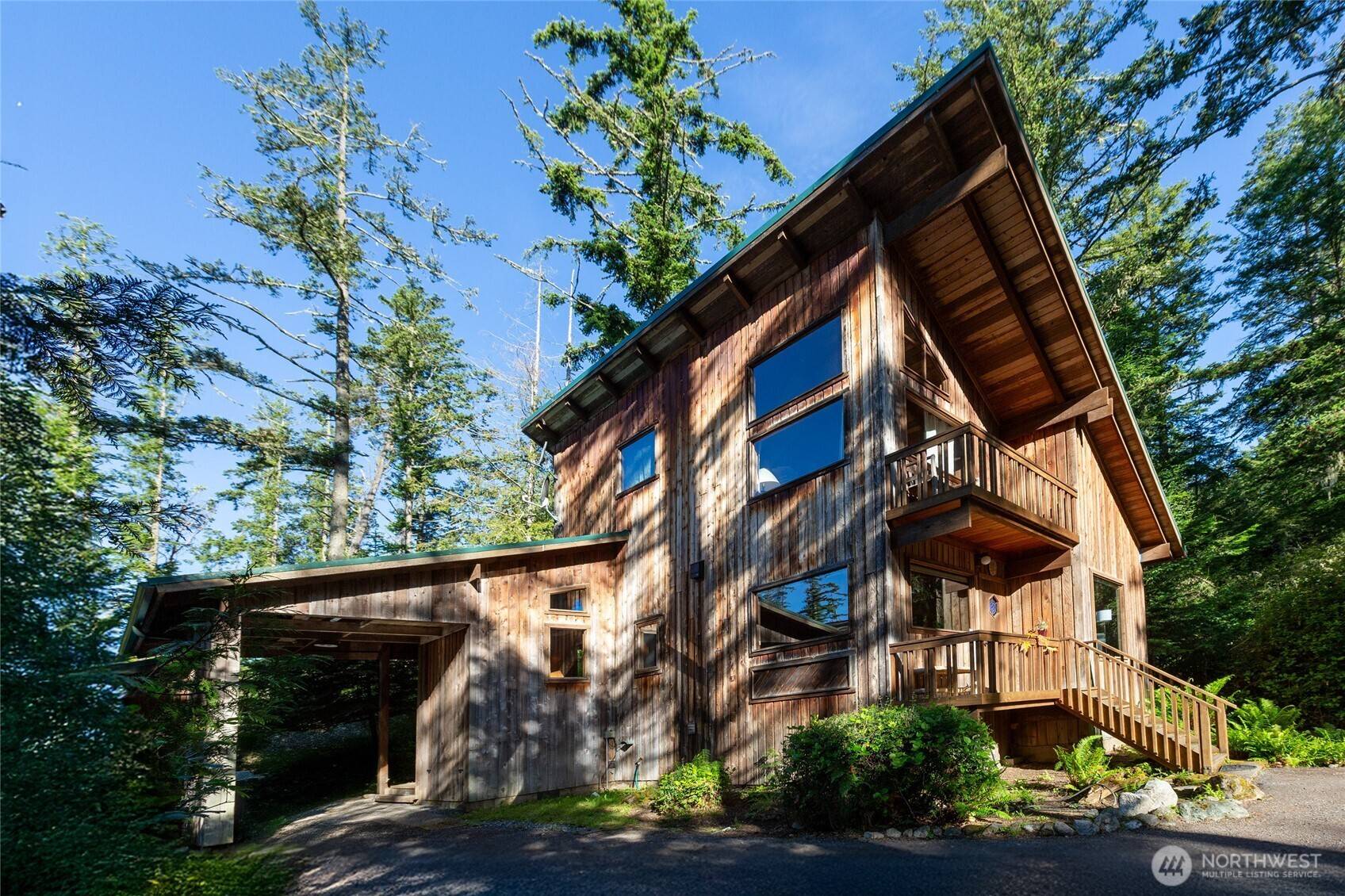 Friday Harbor, WA 98250,128 White Point RD