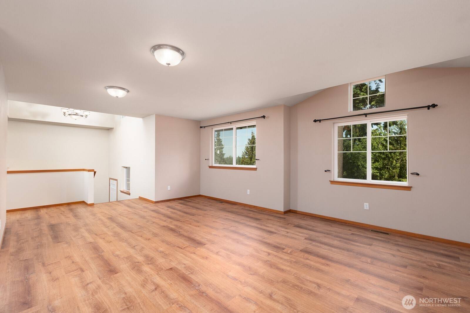 Tacoma, WA 98443,3706 54th ST E