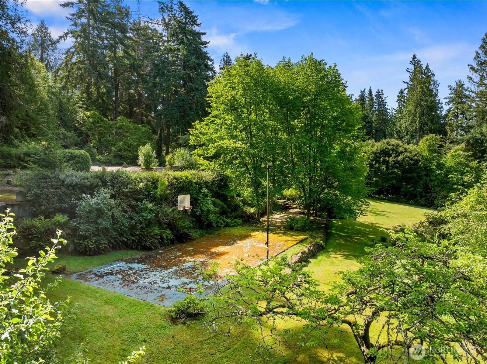 Shoreline, WA 98177,105 NW Highland DR