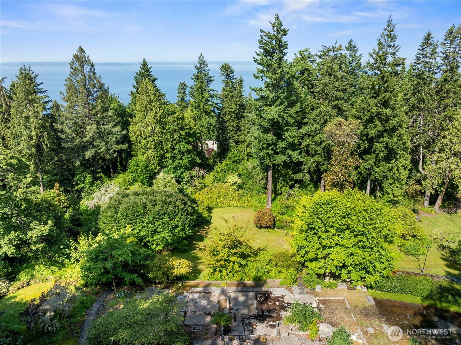 Shoreline, WA 98177,105 NW Highland DR