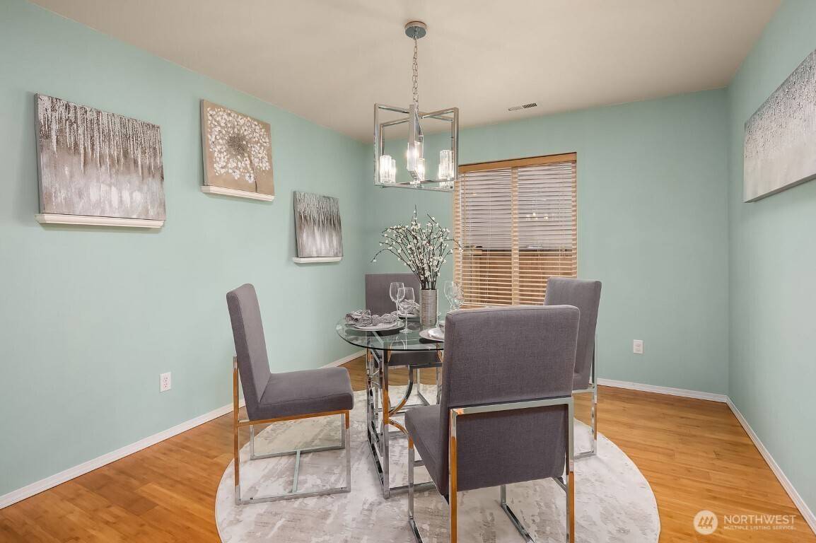 Snoqualmie, WA 98065,33808 SE Odell ST