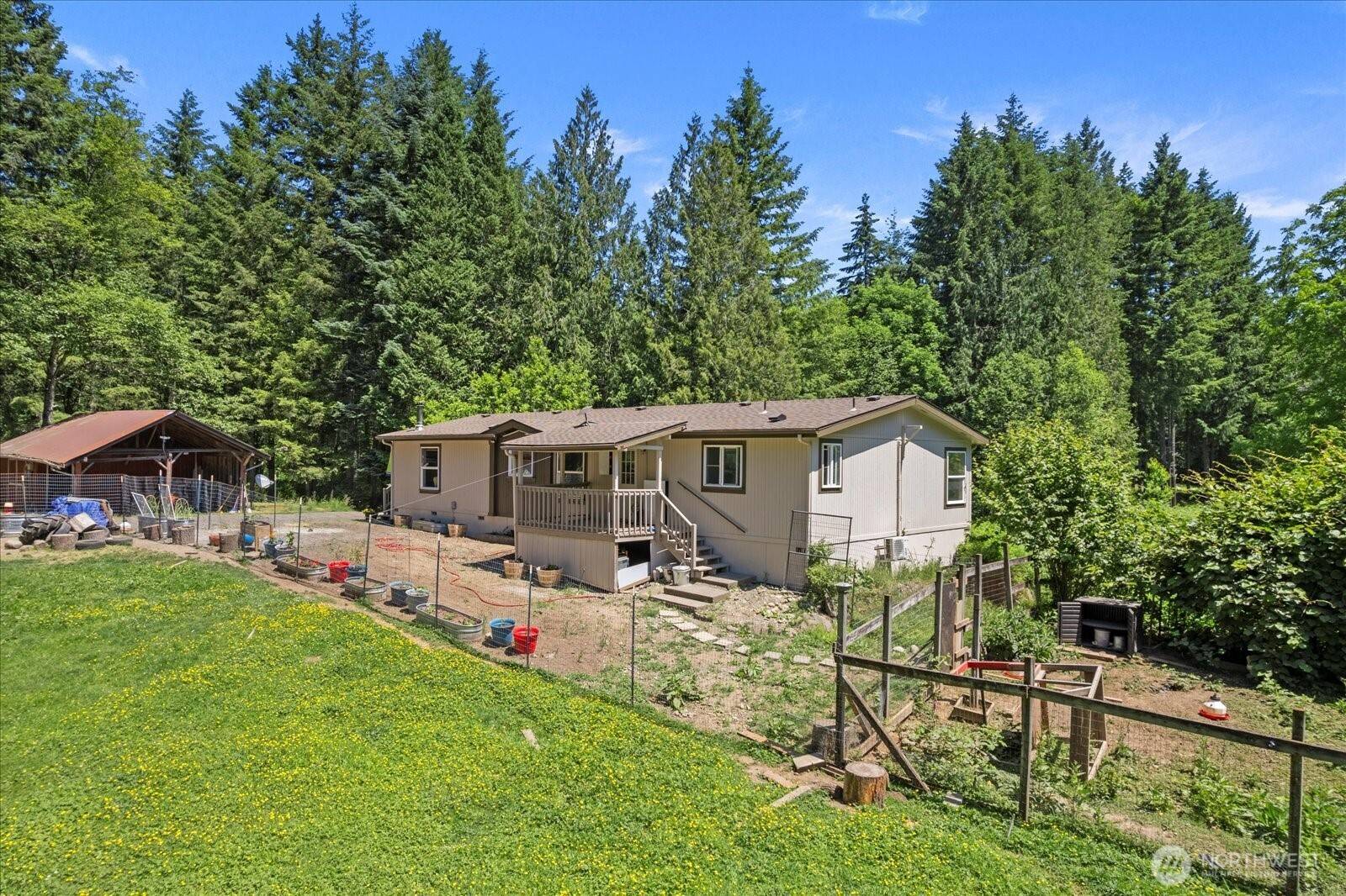 Snoqualmie, WA 98065,7520 408th AVE SE