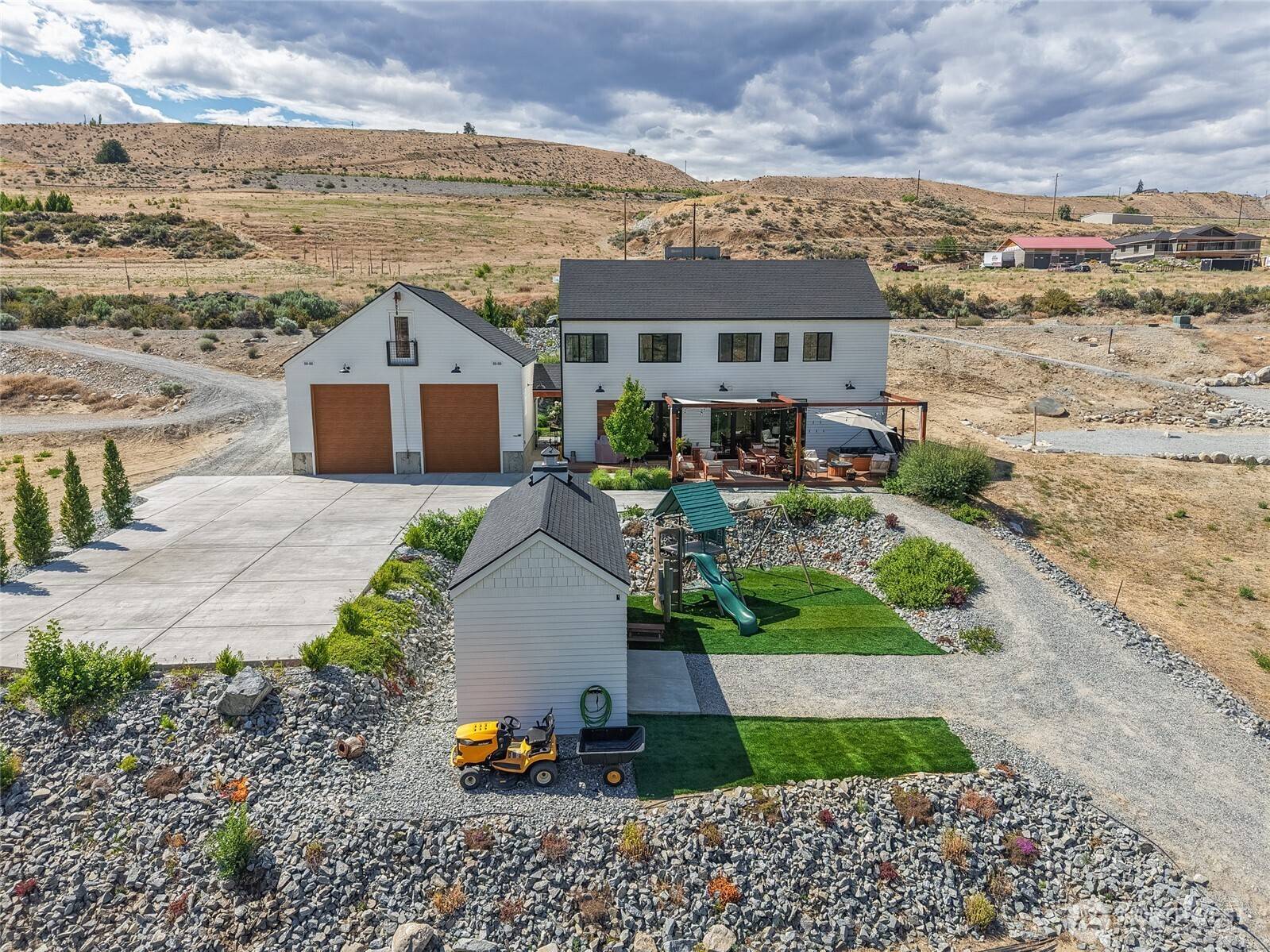 Chelan, WA 98816,485 Hidden LN