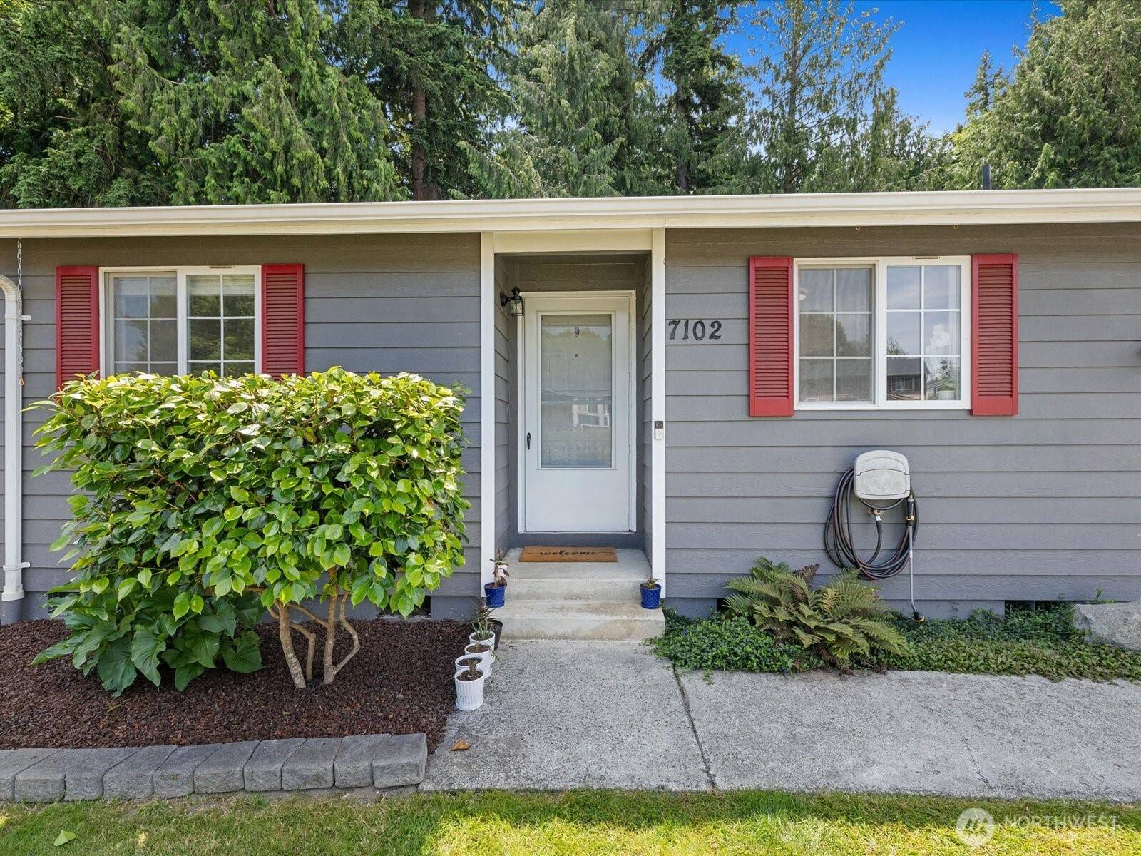 Stanwood, WA 98292,7102 Church Creek CIR NW