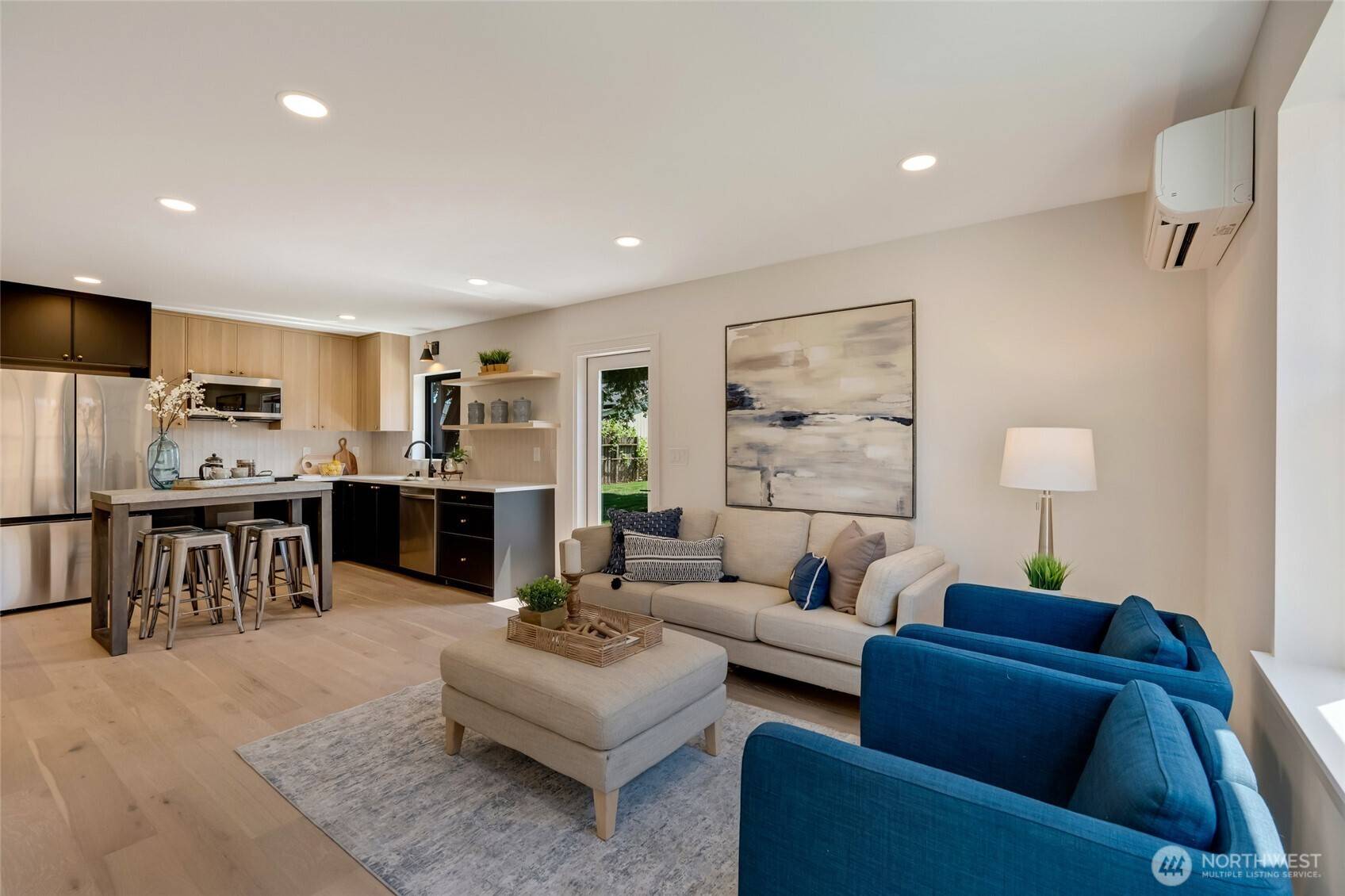 Burien, WA 98168,12850 Occidental AVE S