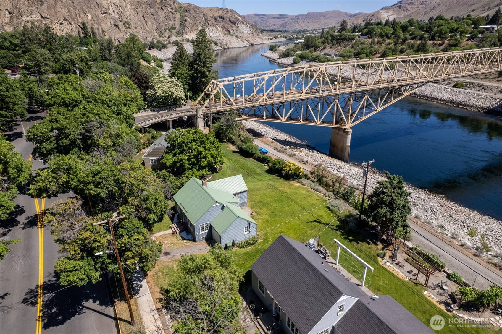 Coulee Dam, WA 99116,313 Columbia AVE