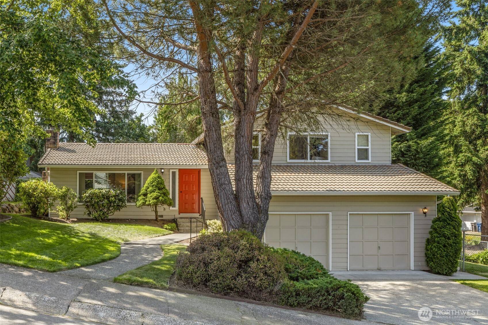 Woodinville, WA 98072,14521 NE 180th ST