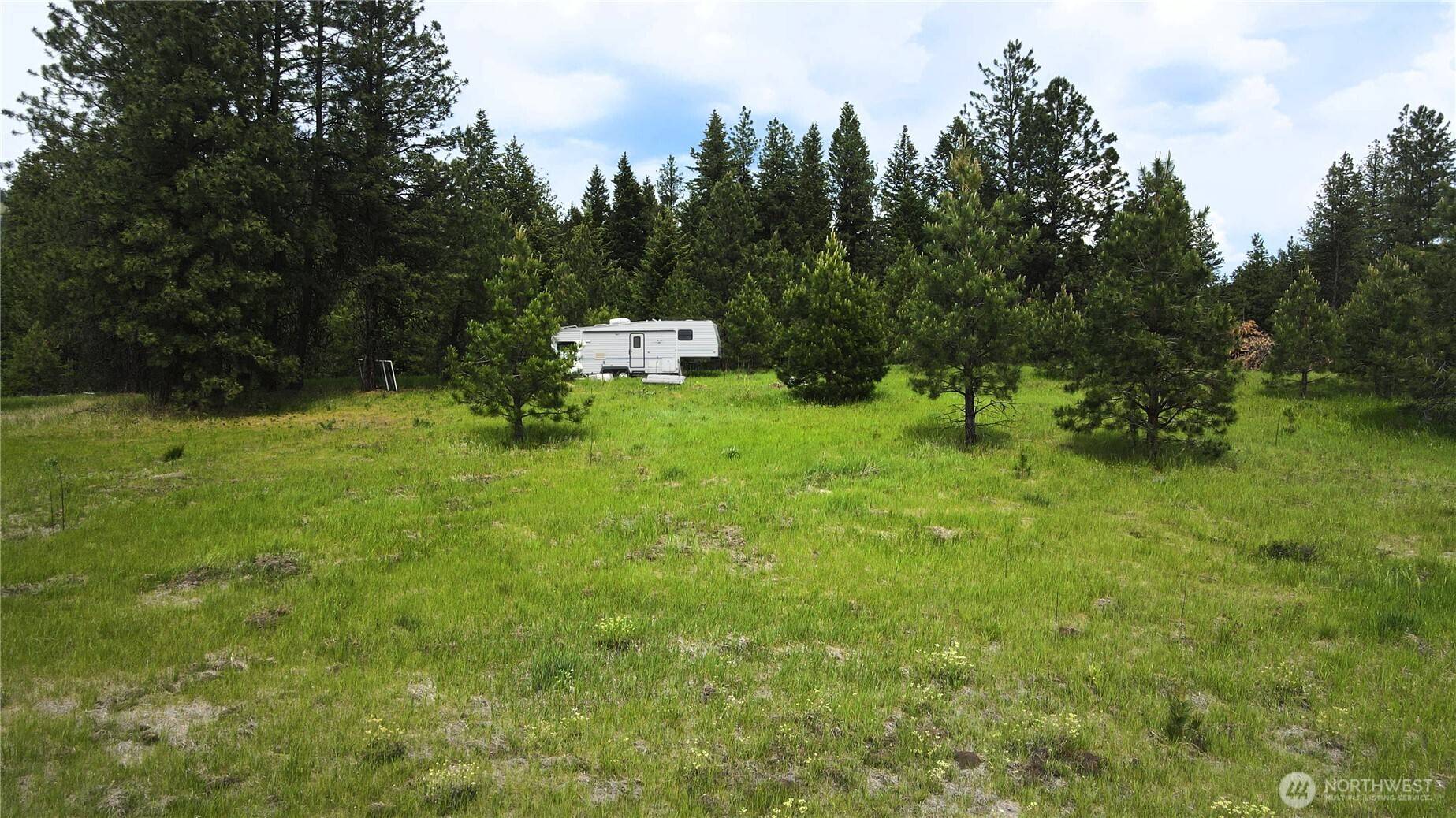 Oroville, WA 98844,13 Miner's Ridge RD