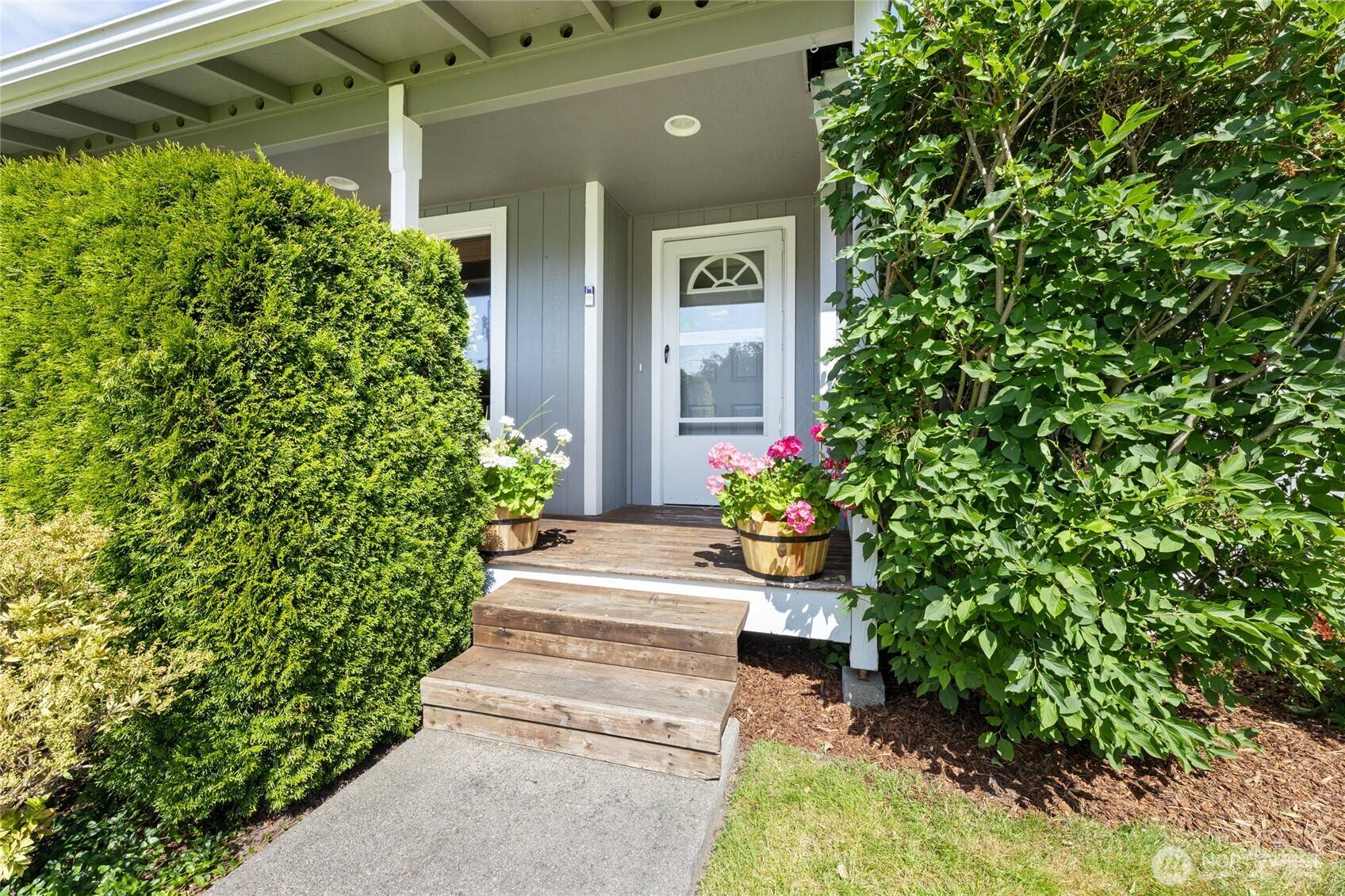 Enumclaw, WA 98022,1875 Florence ST