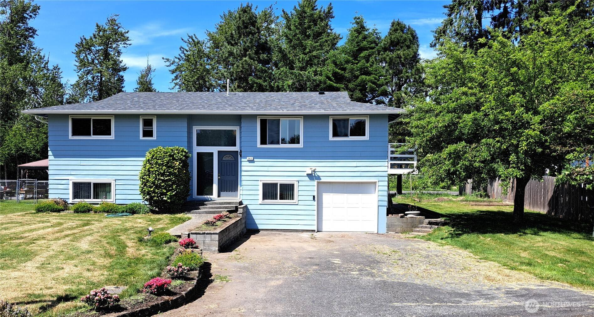 Bellingham, WA 98225,3410 Forest CT