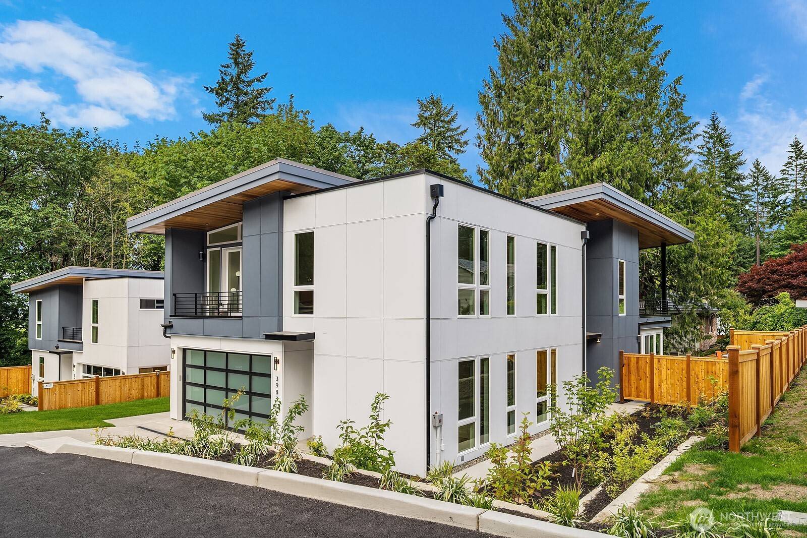 Bellevue, WA 98006,3983 162nd PL SE