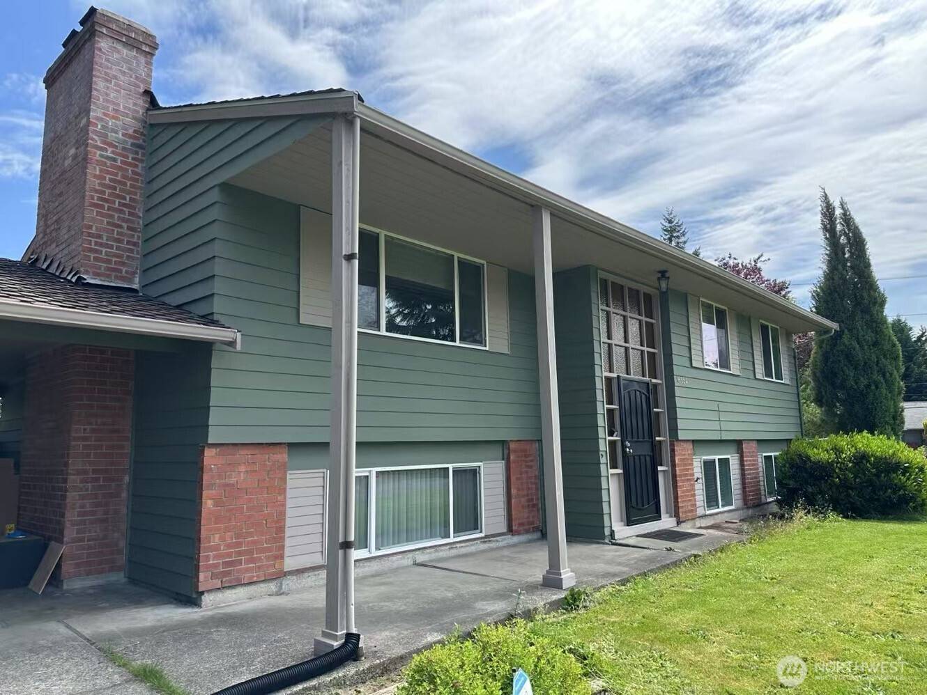 Renton, WA 98058,16554 119th AVE SE