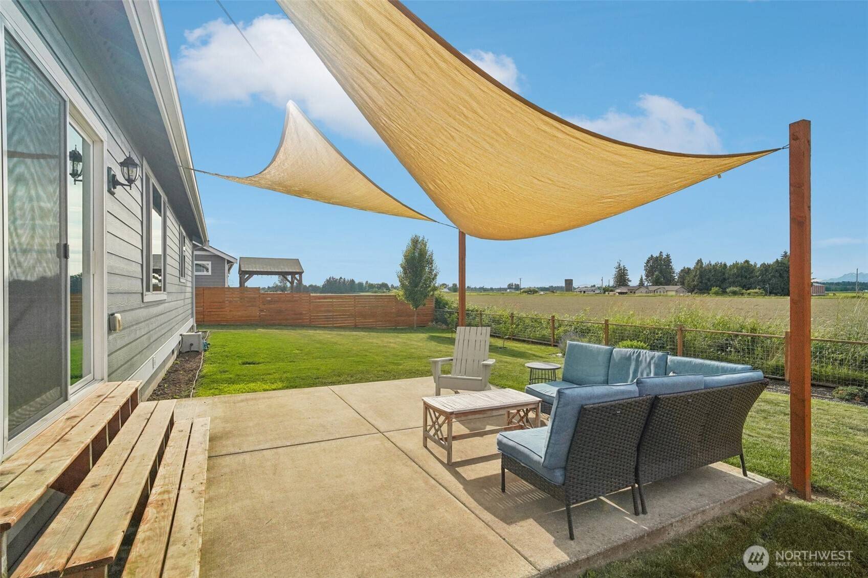 Nooksack, WA 98276,204 Regent CT