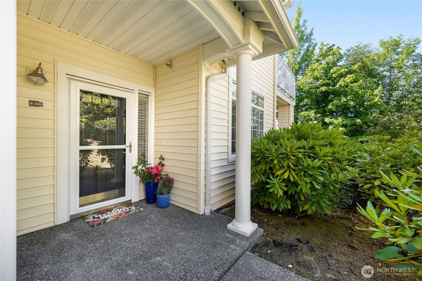 Sammamish, WA 98075,1855 SE Trossachs BLVD #2001