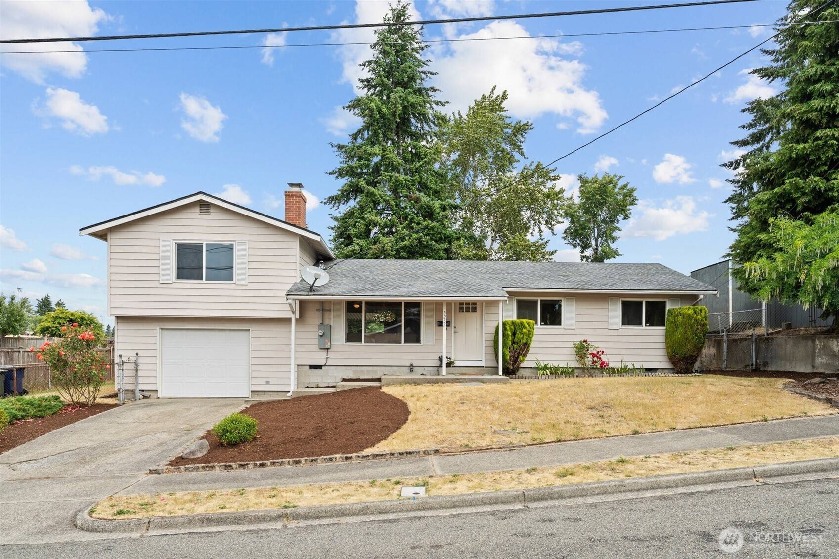 Tacoma, WA 98406,5257 N Dahl DR