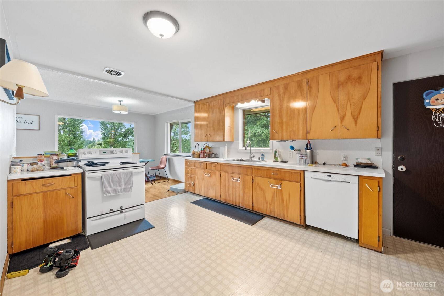 Lakewood, WA 98499,7123 Foster ST SW #A&B