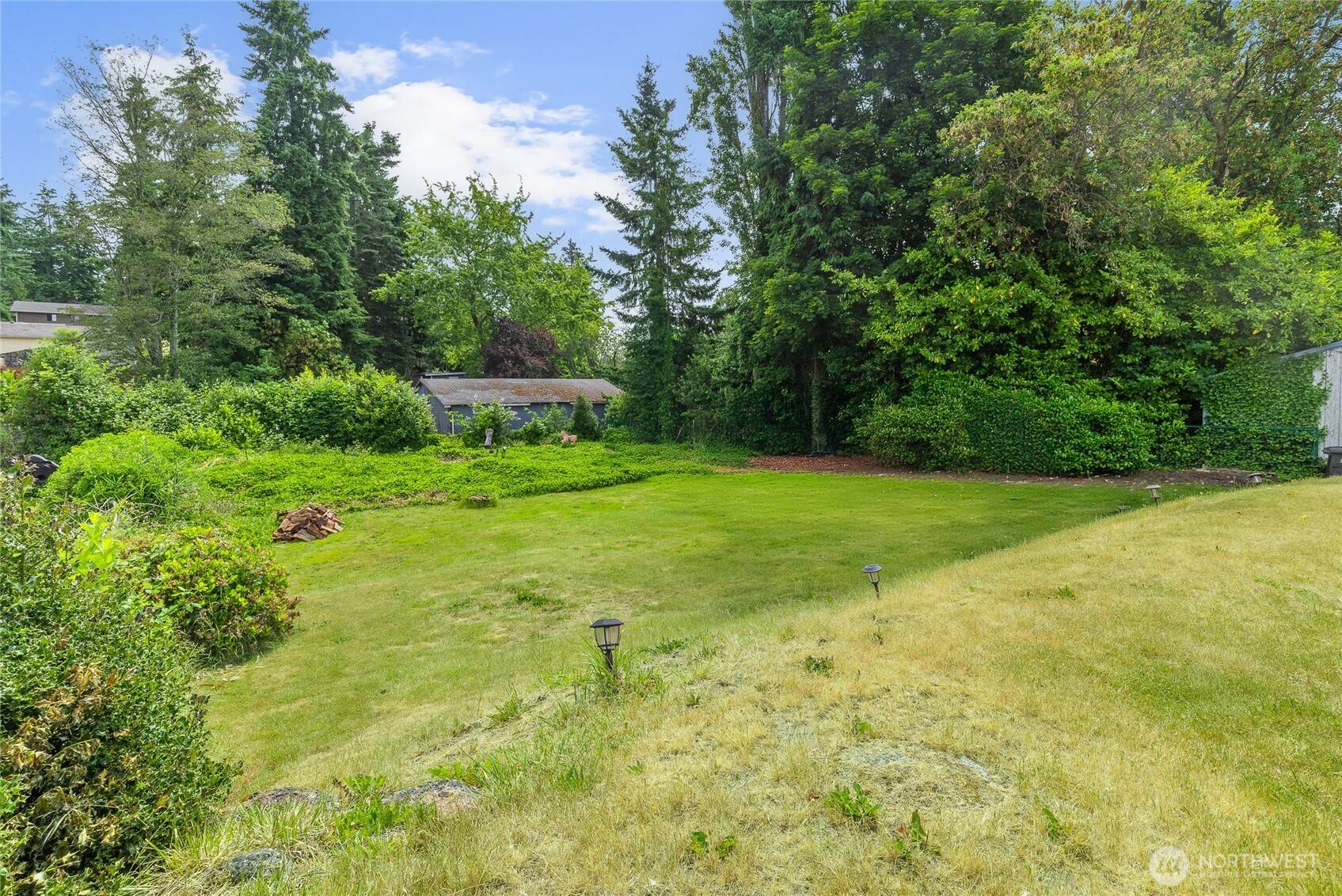 Burien, WA 98166,14222 4th AVE SW