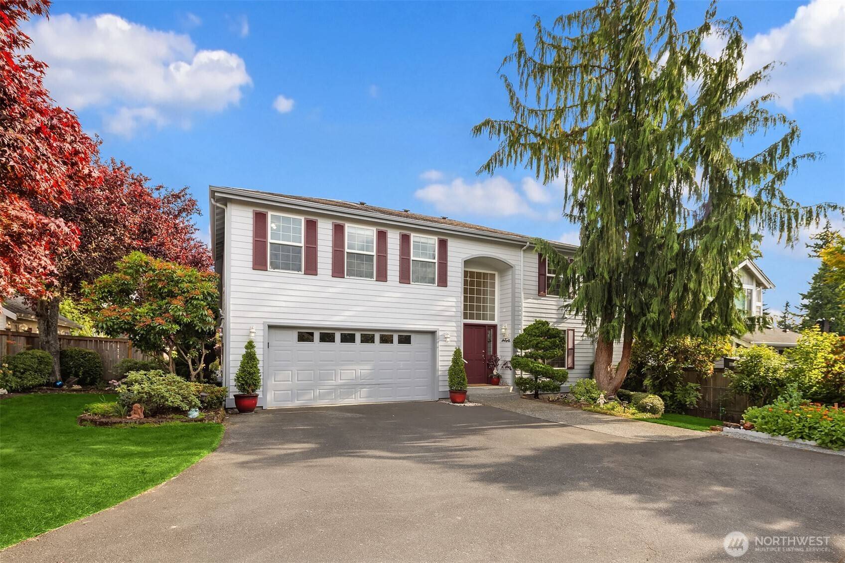 Edmonds, WA 98026,8612 218th ST SW