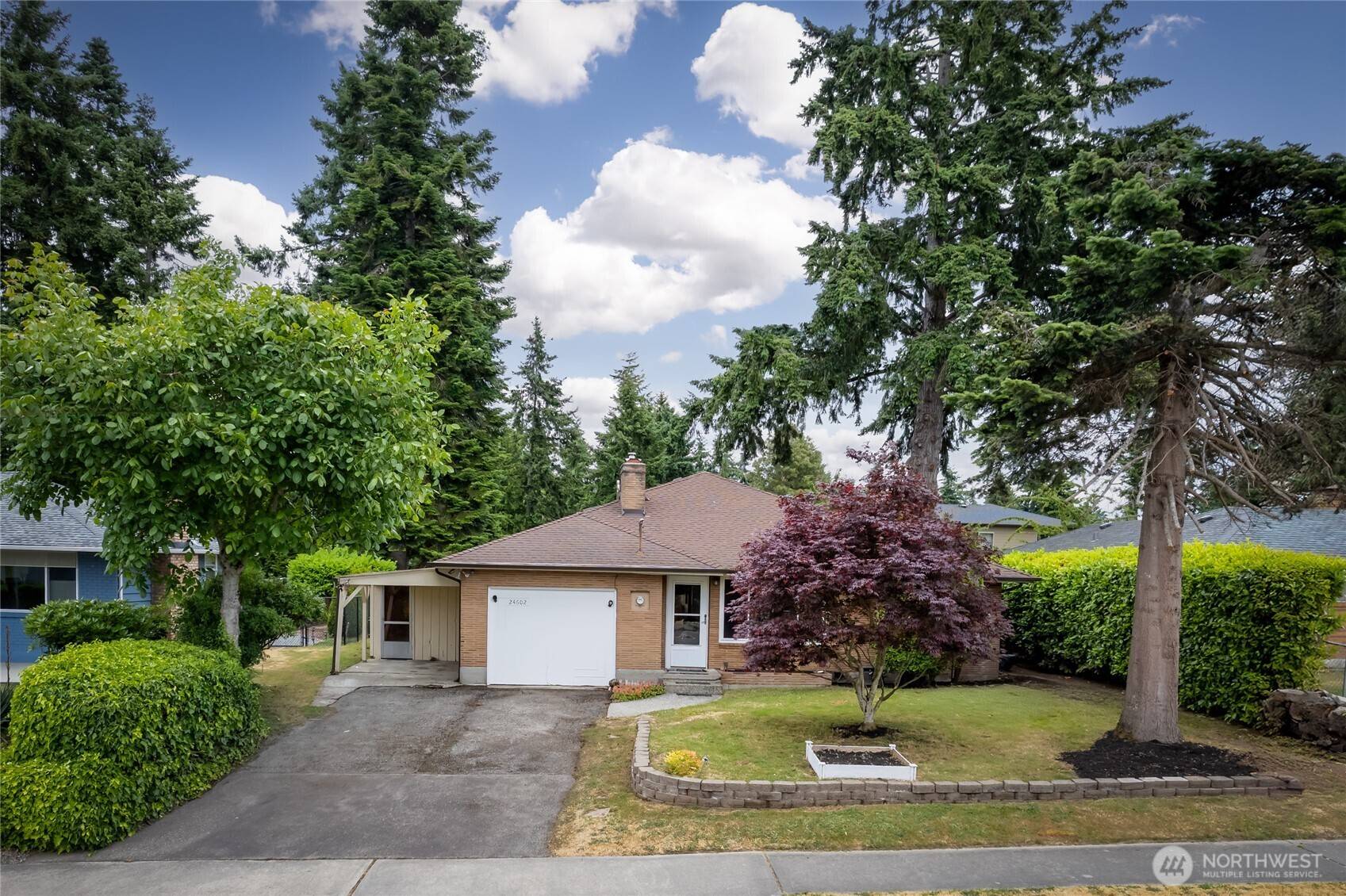 Des Moines, WA 98198,24602 Marine View DR S
