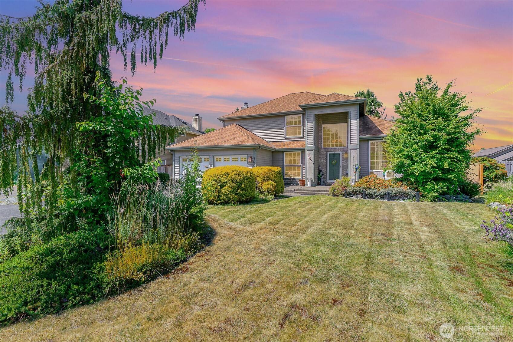 Buckley, WA 98321,956 Rose PL