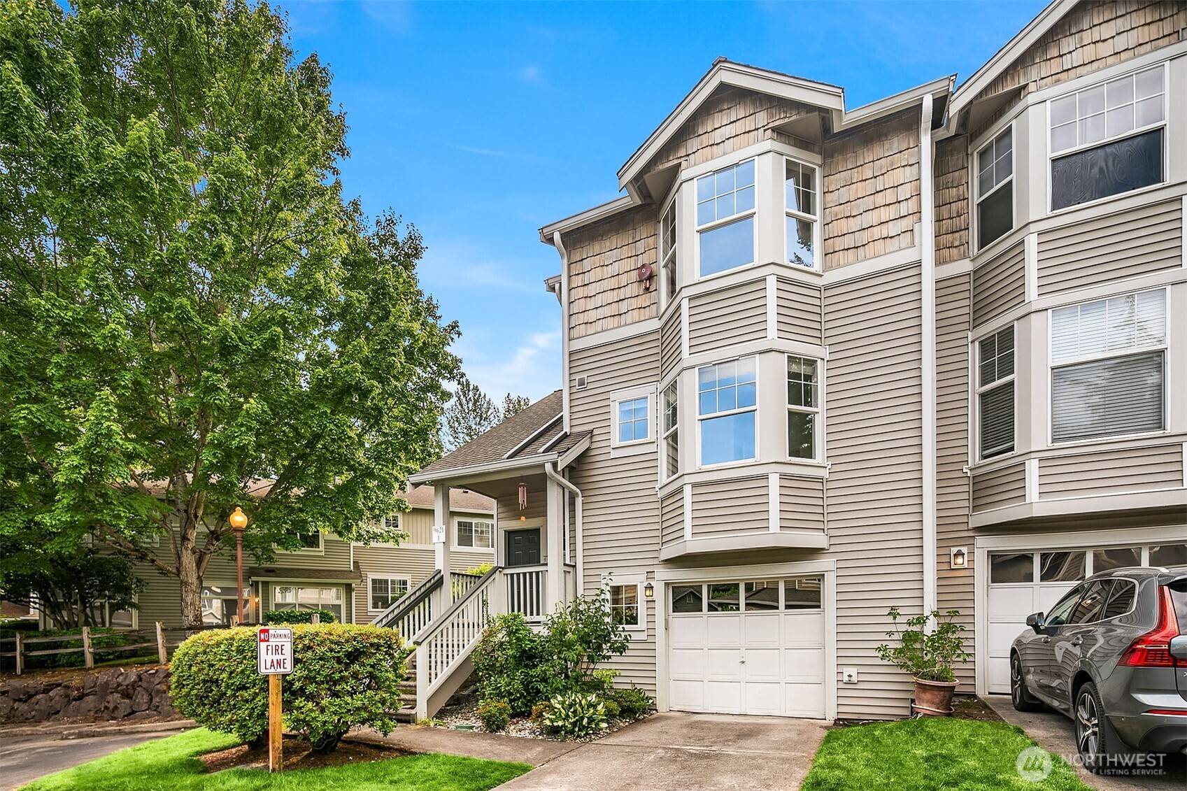 Redmond, WA 98052,9621 179th PL NE #1