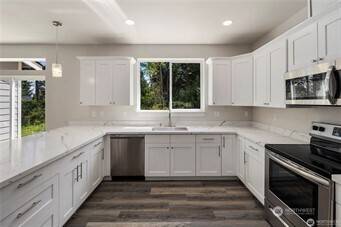 Anderson Island, WA 98303,11020 Matthews WAY