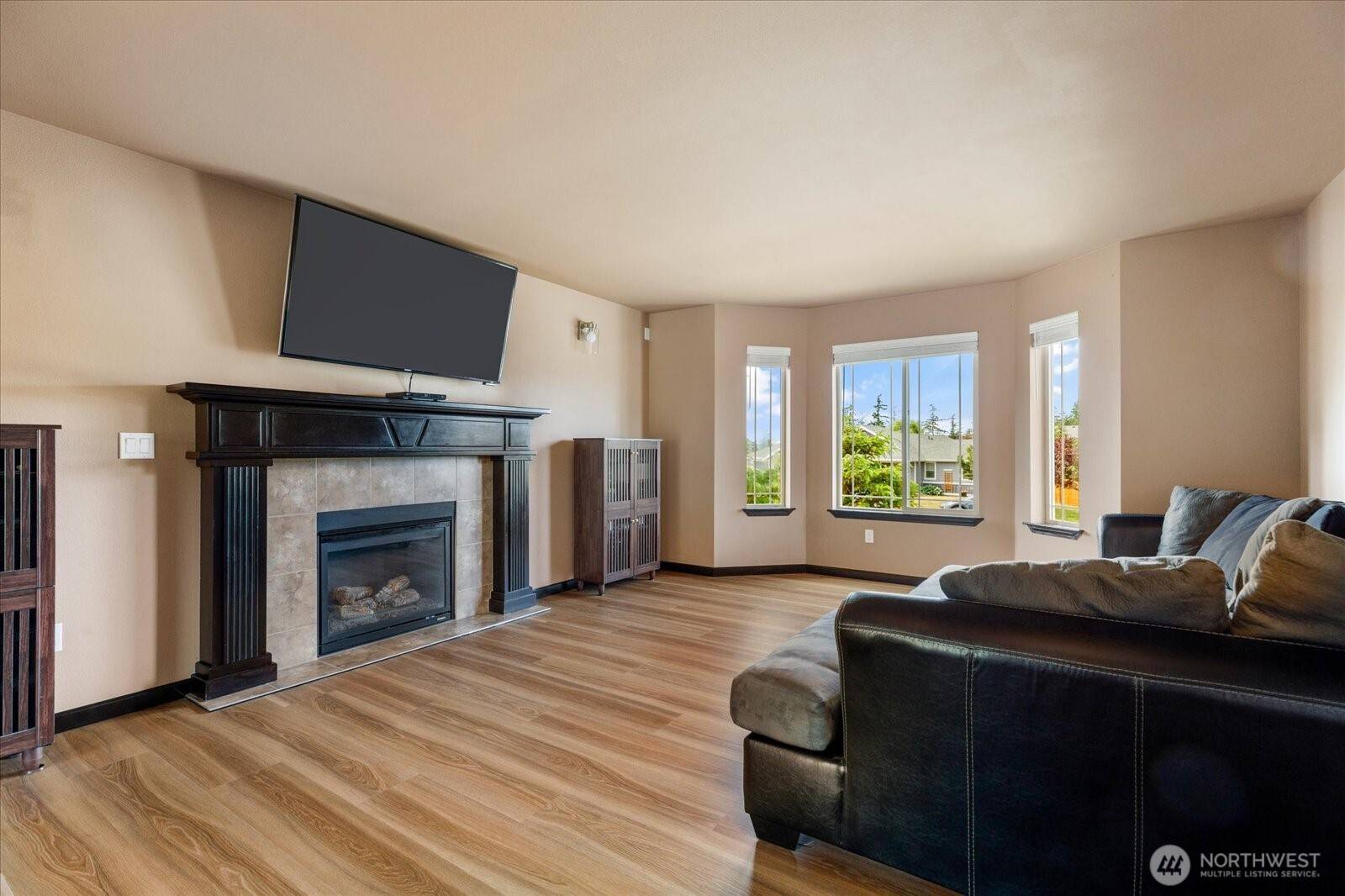 Oak Harbor, WA 98277,990 Cove View CIR