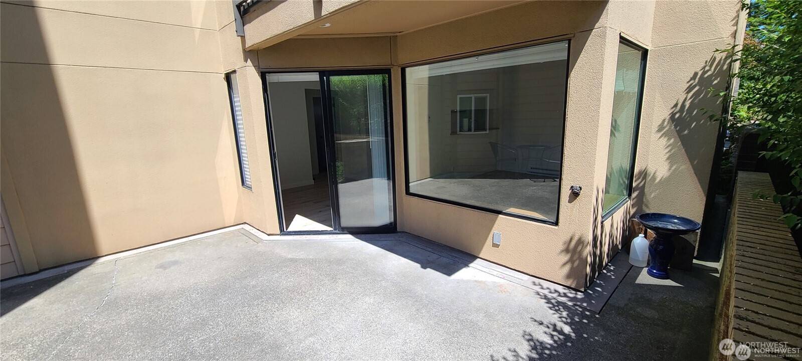 Seattle, WA 98136,5642 California AVE SW #2