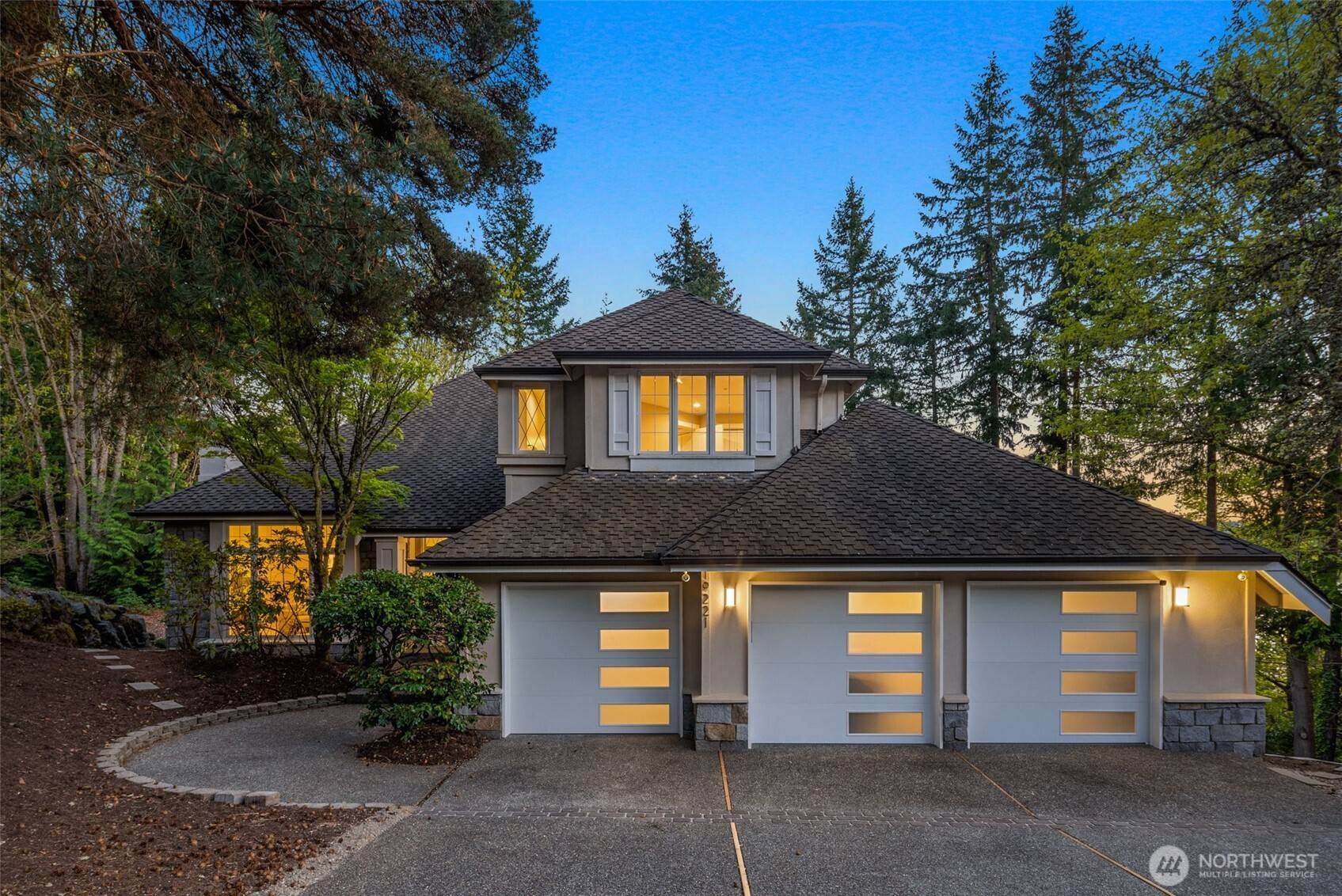 Sammamish, WA 98075,19221 SE 25th ST