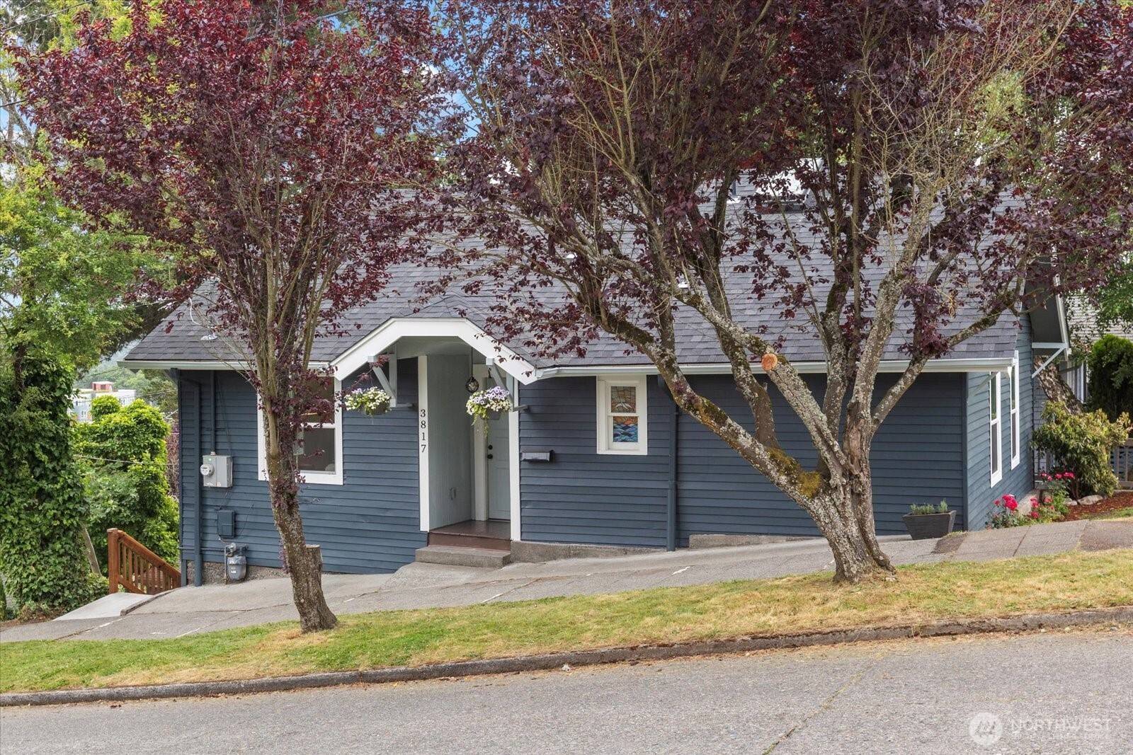 Seattle, WA 98126,3817 SW Dakota ST