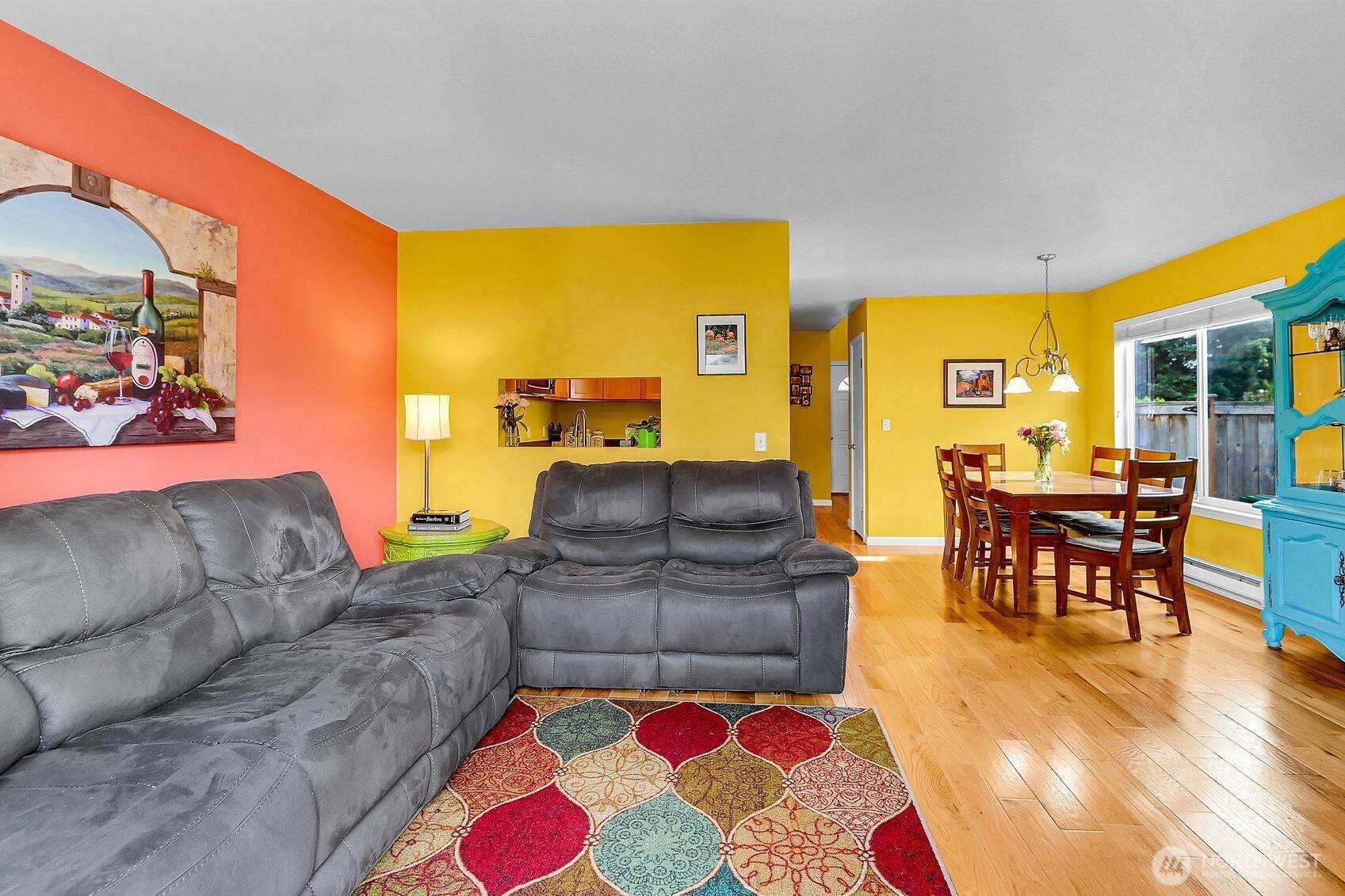 Renton, WA 98059,4108 NE 6th PL