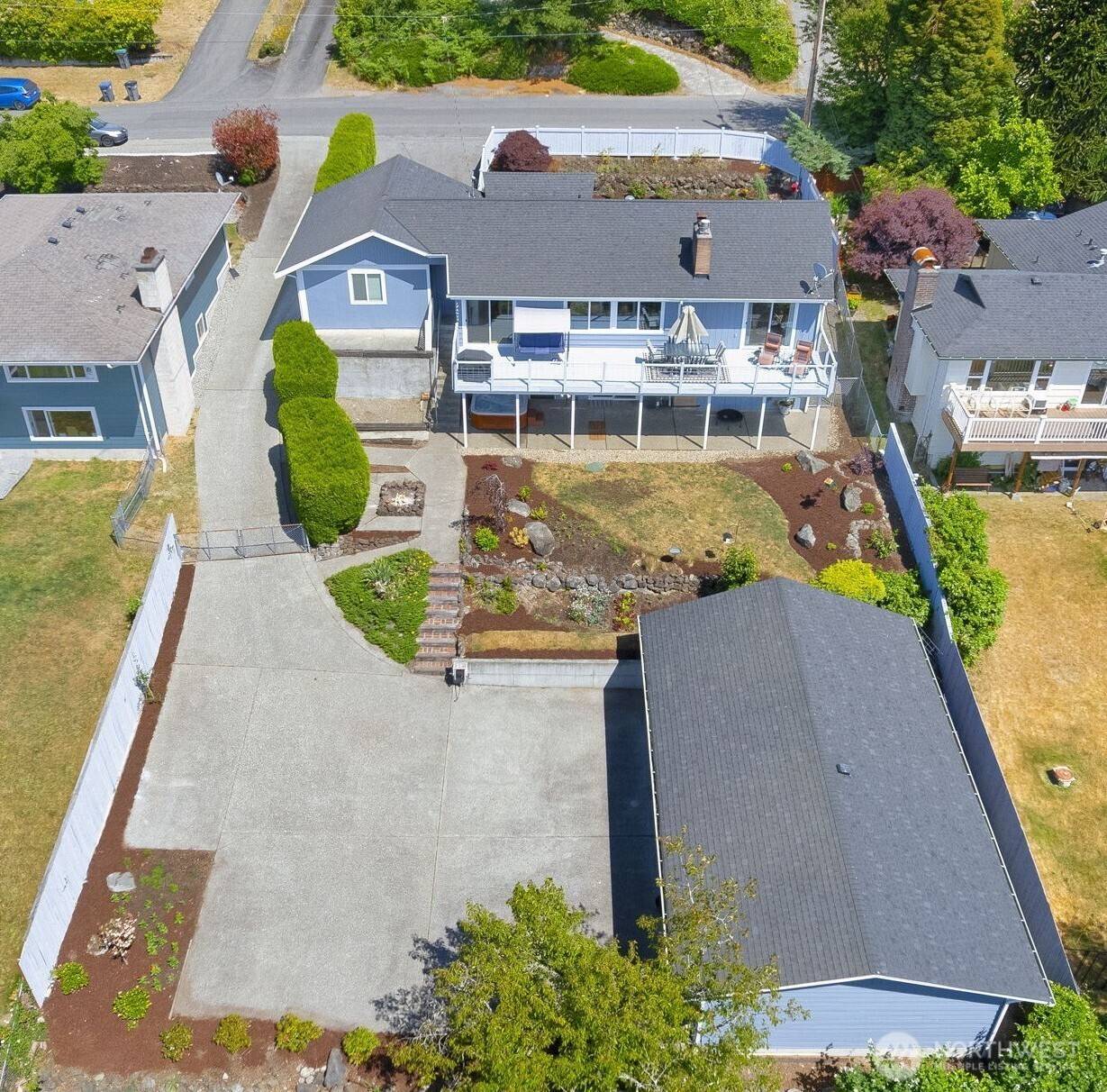Bremerton, WA 98310,3619 Harbel DR NE