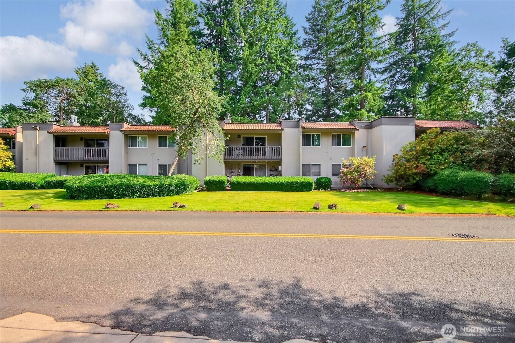 Lakewood, WA 98498,7501 Ruby DR SW #I-206