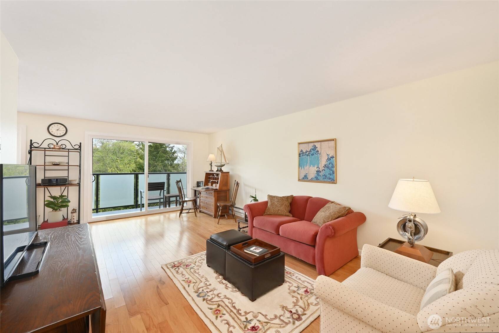 Seattle, WA 98199,3722 27th Place W #301