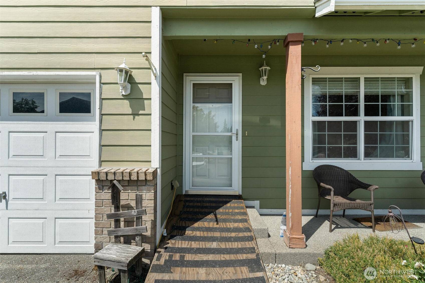 Puyallup, WA 98375,6725 159th ST E