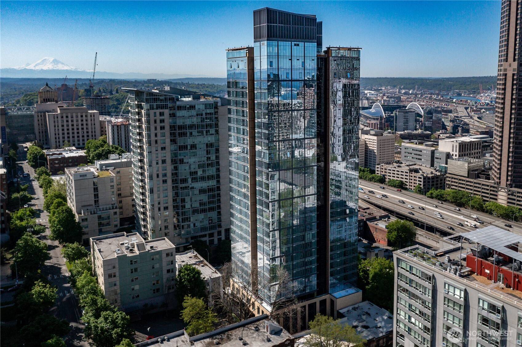 Seattle, WA 98104,800 Columbia ST #303