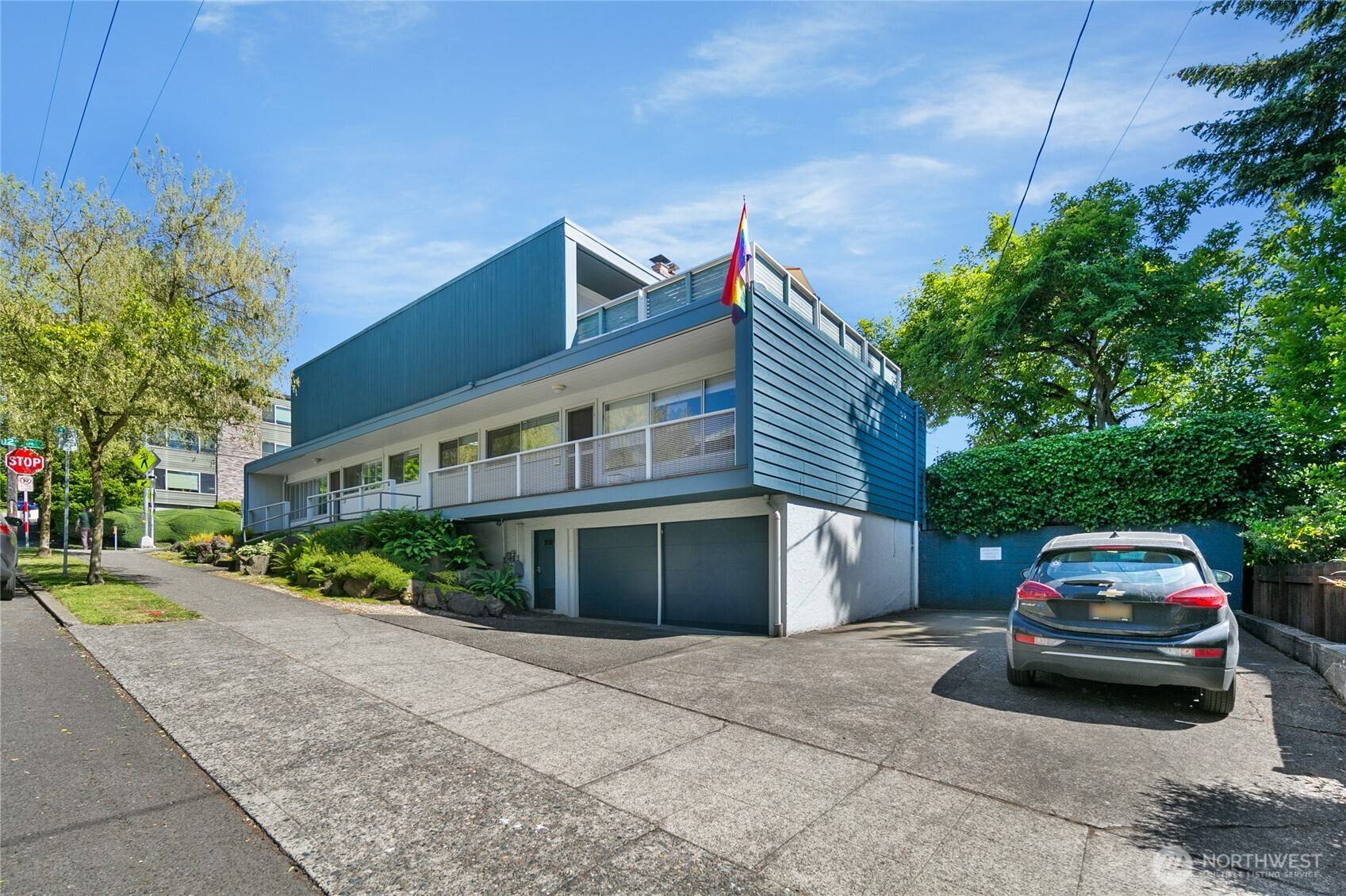 Seattle, WA 98102,1111 E Harrison ST