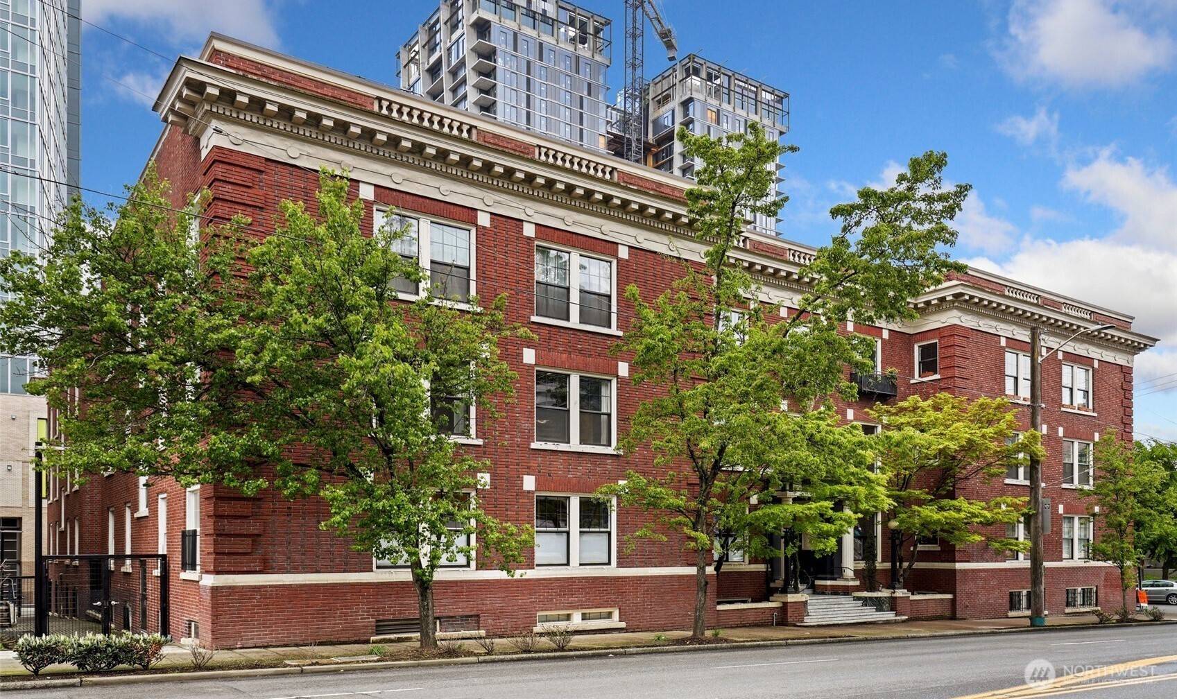 Seattle, WA 98104,615 Boren AVE #9