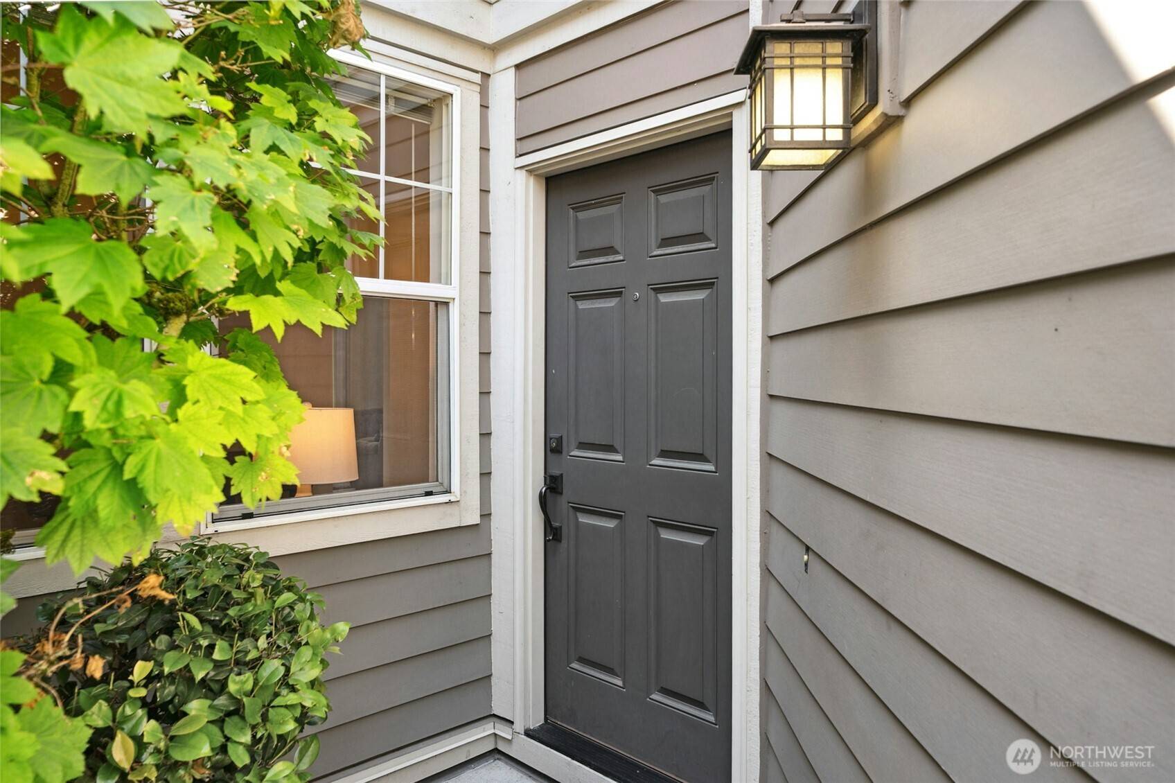 Bellevue, WA 98005,2840 139th AVE SE #9