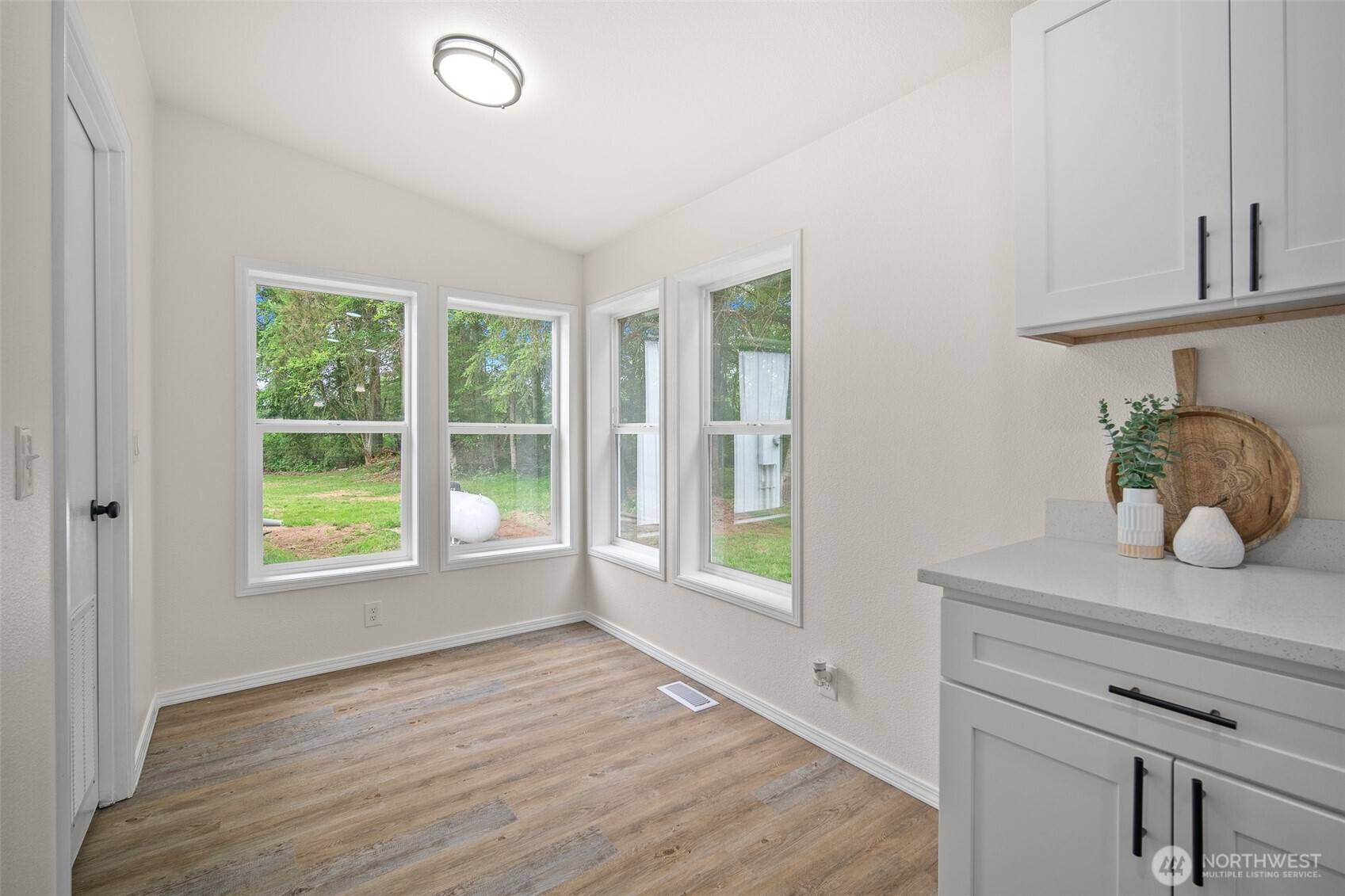 Custer, WA 98240,8336 Valley View RD