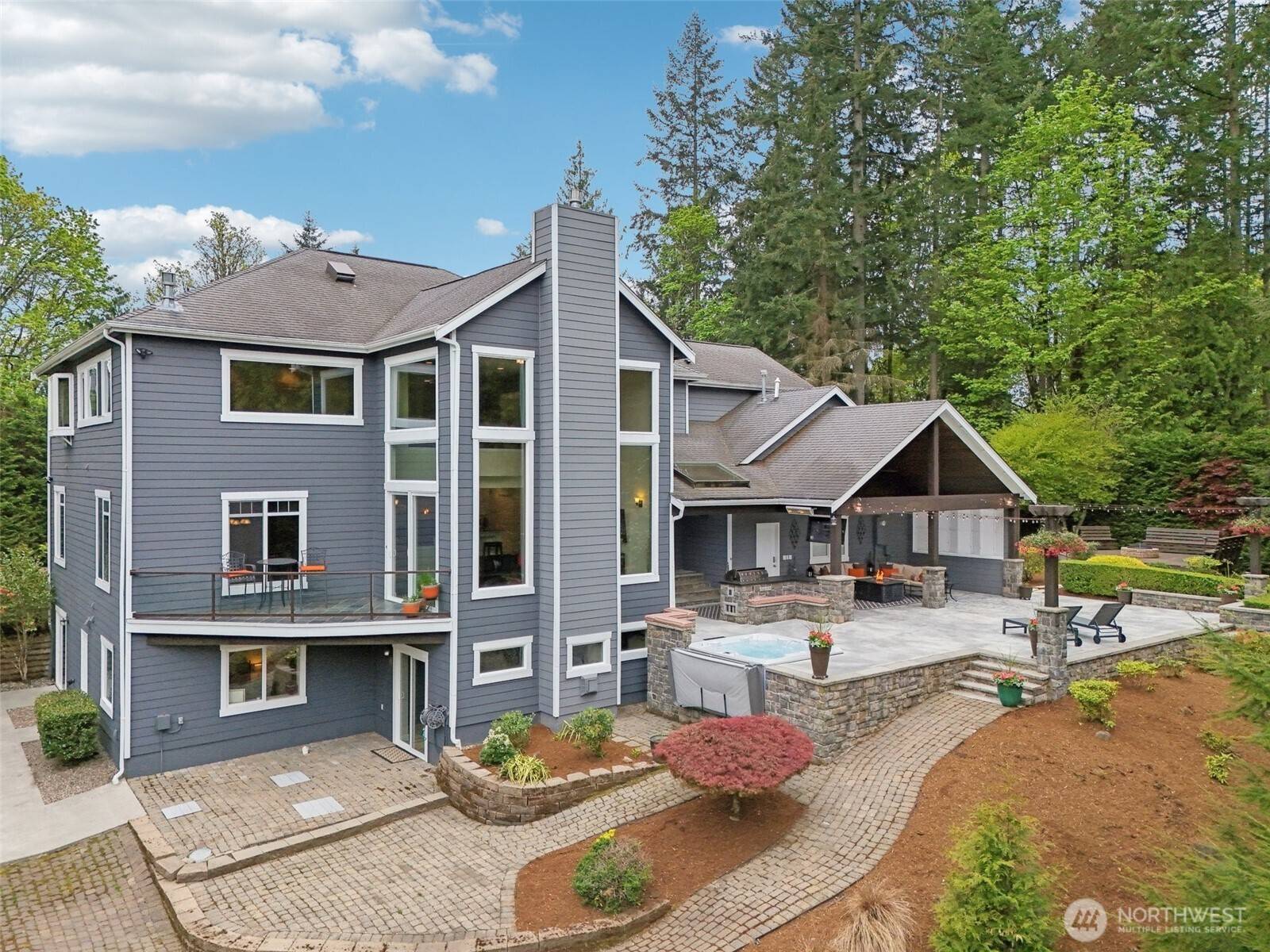 Newcastle, WA 98059,16908 SE Licorice WAY