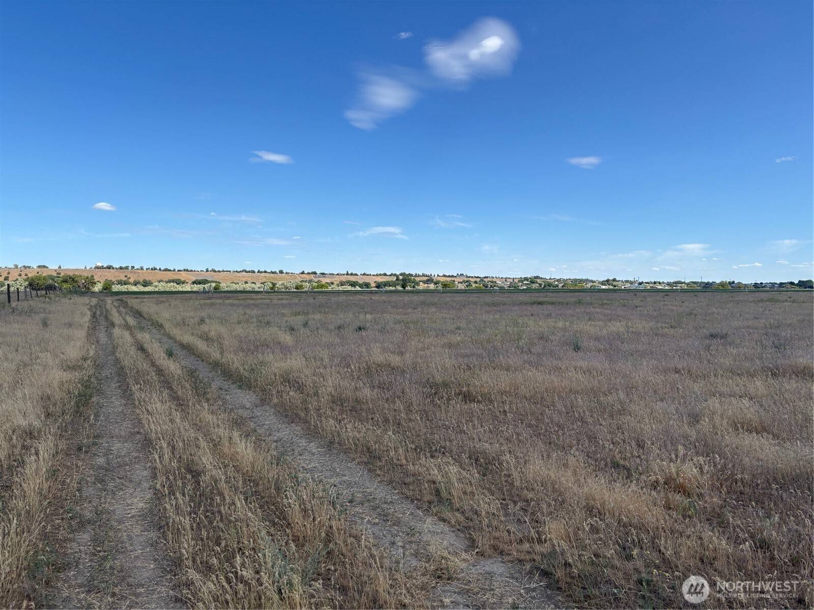 Ephrata, WA 98823,5125 Lakeview WAY