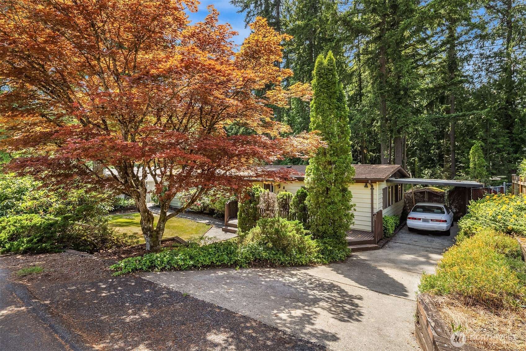 Sammamish, WA 98074,827 211th PL NE