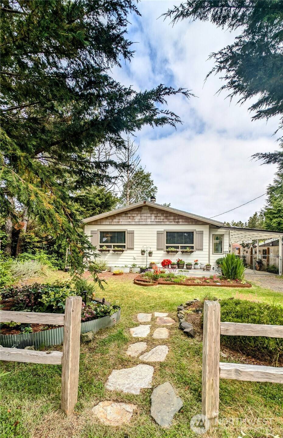 Ocean Park, WA 98640,1215 273rd PL