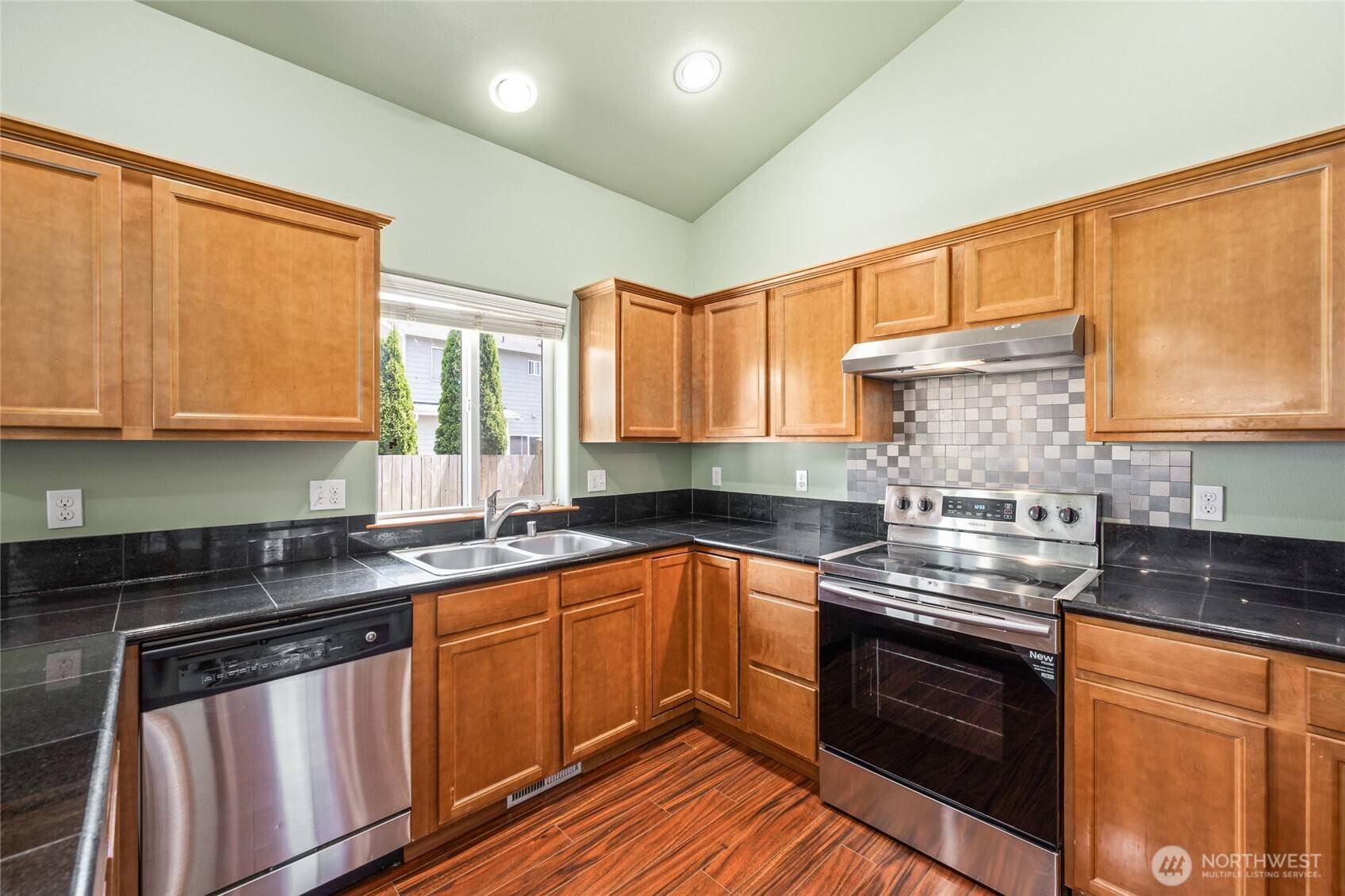 Marysville, WA 98271,11823 58th AVE NE