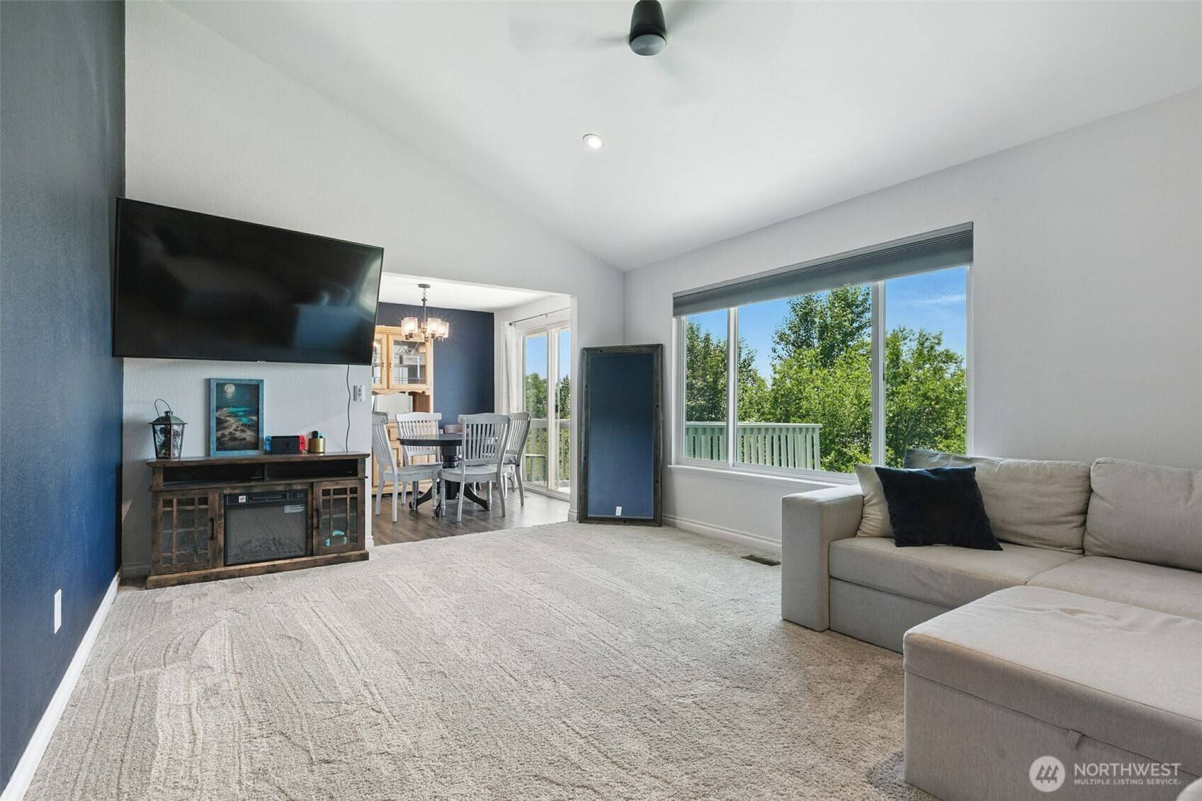 Yakima, WA 98901,716 Cascadia Park DR