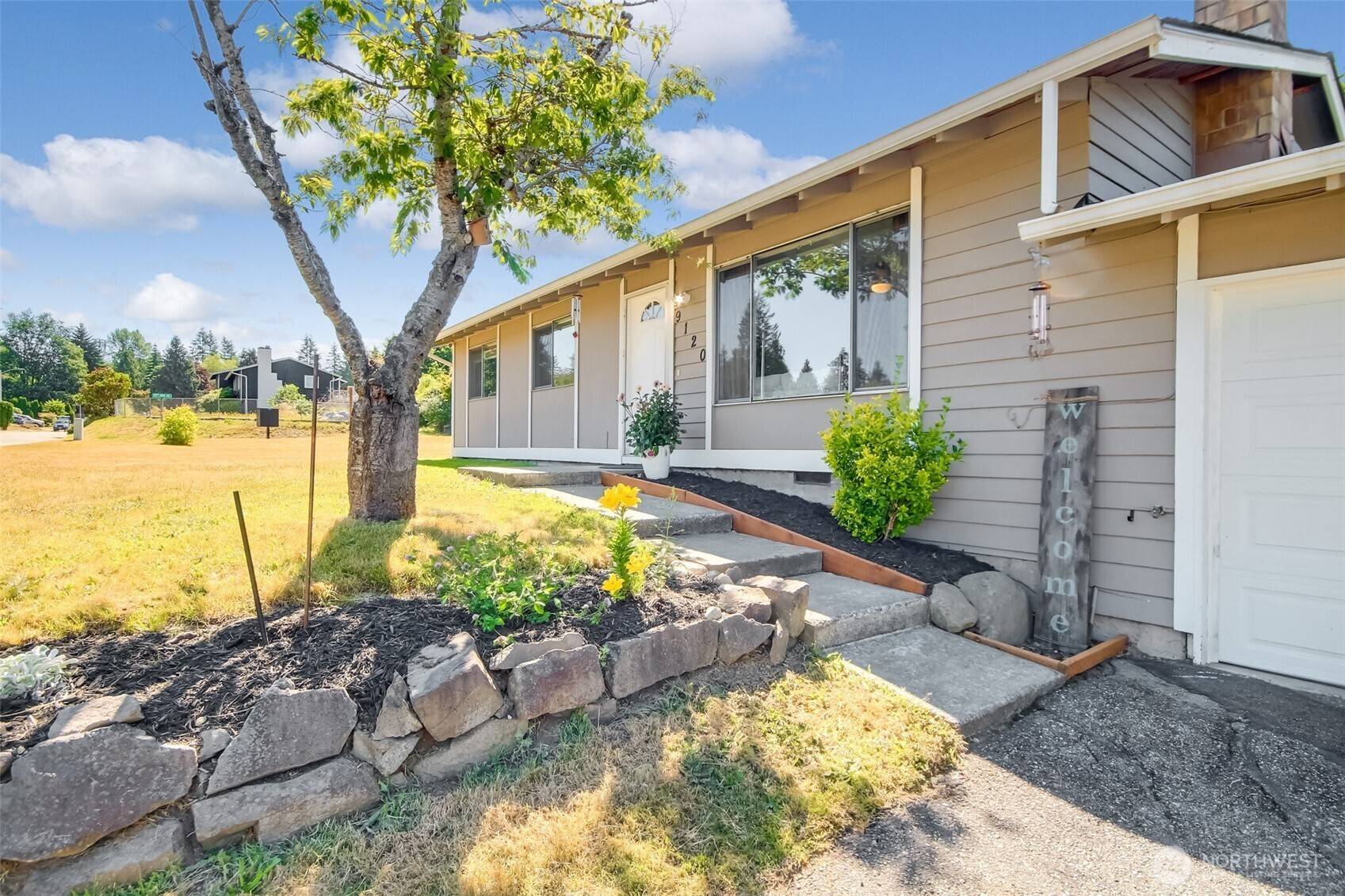 Lake Stevens, WA 98252,9120 8th ST SE