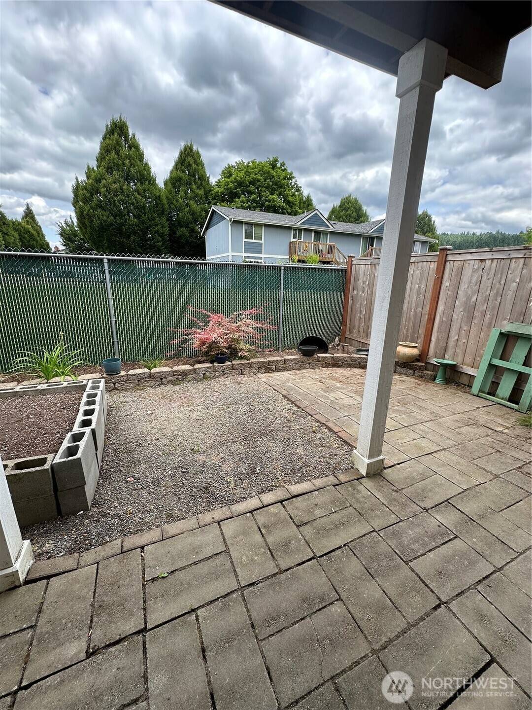 Sumner, WA 98390,5705 Graham AVE #B