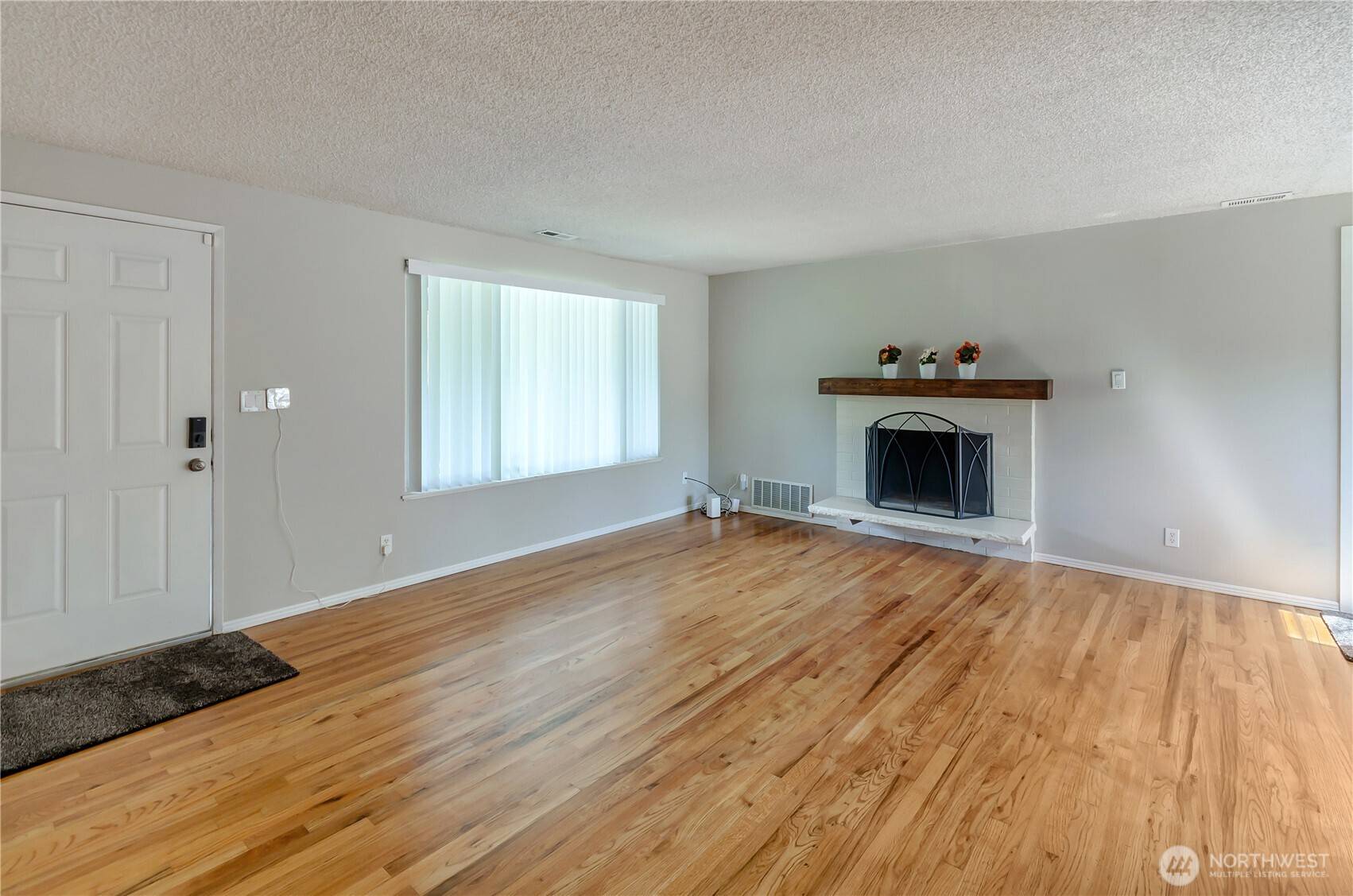 Federal Way, WA 98023,30004 5th AVE SW
